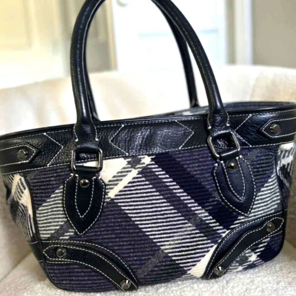 Rare Burberry Blue & White Nova Check Tote Bag - Picture 7 of 12